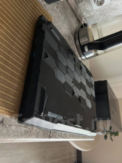 MSI Katana 17. 17.3", 4,4����, ��� 8 ��, WiFi: 1, Bluetooth: 1 ����