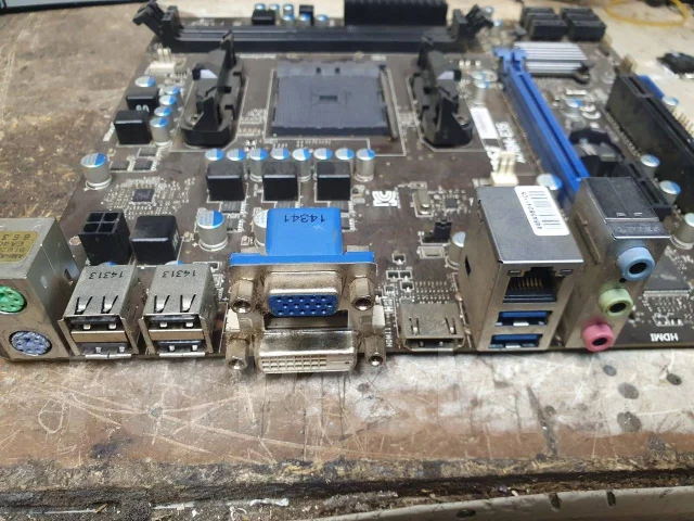 ����������� ����� MSI. A78M-E35. ����