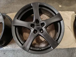 Borbet. 8.0x18", 5x112, ET50, �� 73,1���. ����