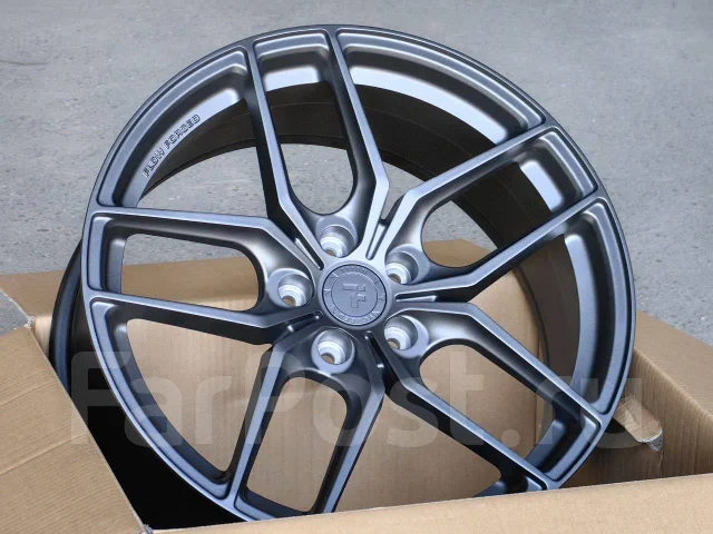 Brixton Forged. 8.5x19", 5x108, ET35, �� 73,1���. ����