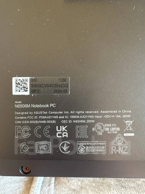 Asus VivoBook Pro 15 OLED. 15.6", 3,8����, ��� 24 ��, ���� 1 000���, WiFi: 1, Bluetooth: 1, ����������� �� 12��. ����