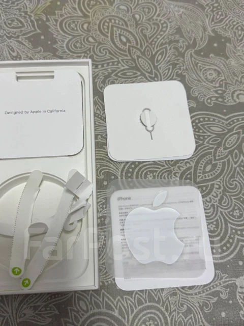 Apple iPhone 15 Pro Max. �/�, 256 ��, ������, 4G LTE, Dual-SIM, NFC ����
