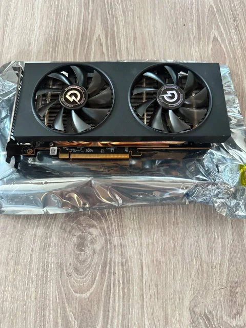 Radeon RX 5700 XT ����