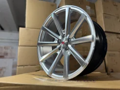 Vossen CV1. 8.0x17", 5x100, ET25, �� 67,1���. ����