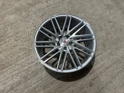 Vossen VPS-307. 8.5x19", 5x114.3, ET35, �� 73,1���. ����