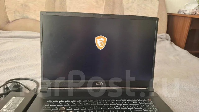 MSI Katana 17 B12V. 17.3", 144����, ��� 16 ��, ���� 512���, WiFi: 1, Bluetooth: 1, ����������� �� 4��. ����