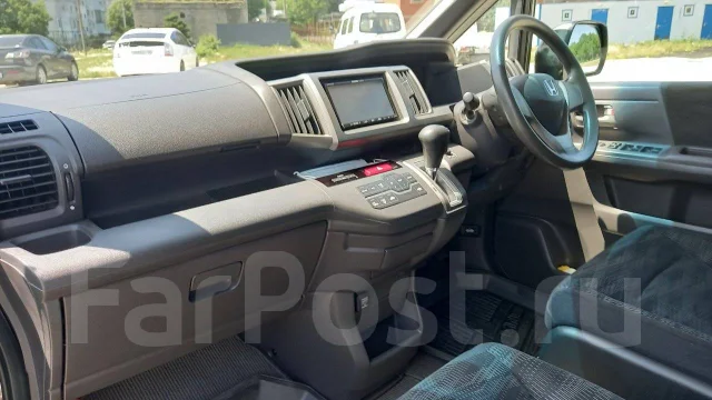 Honda Stepwgn. �������, 4wd, 2.0 (150��.�.), ������, 109 000����. �� ����