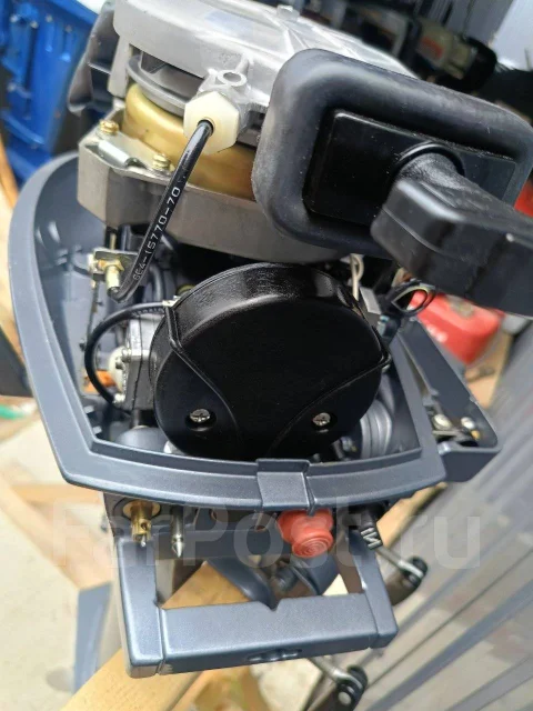 Yamaha. 5��.�., 2-�������, ����������, ���� L (508 ��), 2000 ��� ����