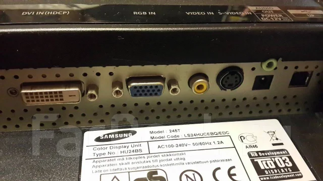Samsung. 24", ���������� �� (LCD, LED, QLED) ����