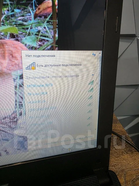 Asus. 15.6", 1,7����, ��� 2048 ��, ���� 320���, WiFi: 1 ����