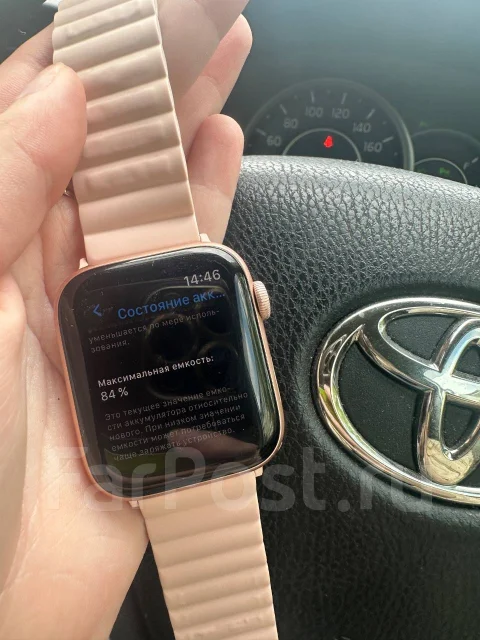 Apple Watch Series 5. GPS, NFC ����