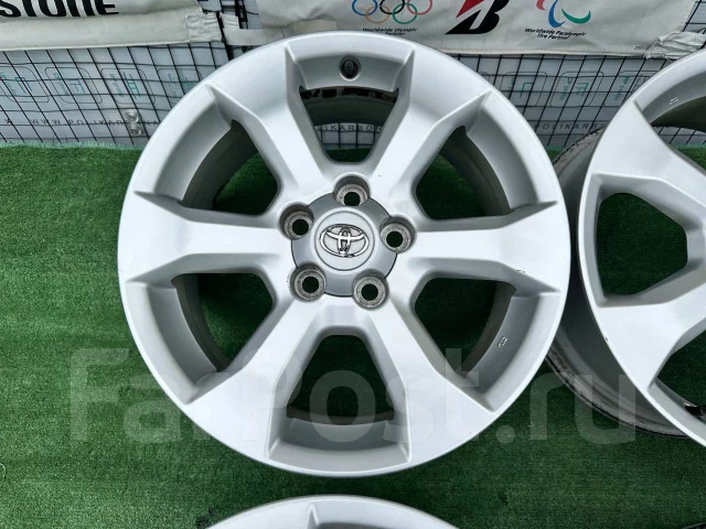 Toyota. 7.0x17", 5x114.3, ET45 ����