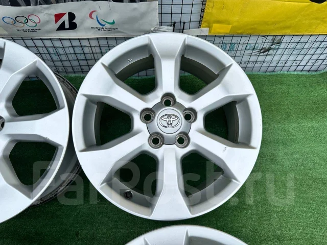 Toyota. 7.0x17", 5x114.3, ET45 ����