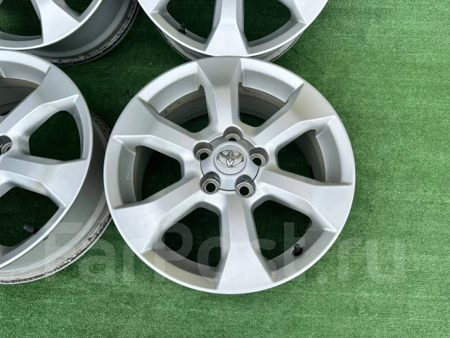 Toyota. 7.0x17", 5x114.3, ET45 ����