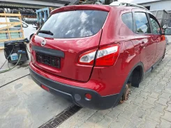 Nissan Qashqai ����