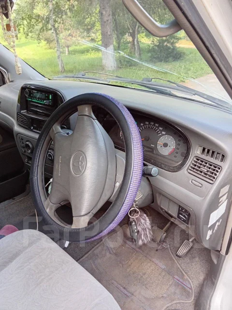 Toyota Noah. �������, 4wd, 2.0 (130��.�.), ������, 324 765����. �� ����