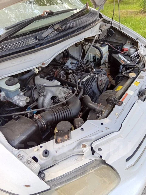 Toyota Noah. �������, 4wd, 2.0 (130��.�.), ������, 324 765����. �� ����