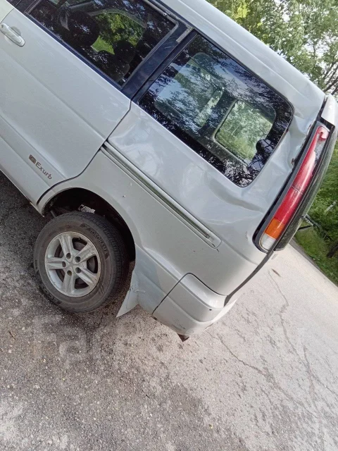 Toyota Noah. �������, 4wd, 2.0 (130��.�.), ������, 324 765����. �� ����