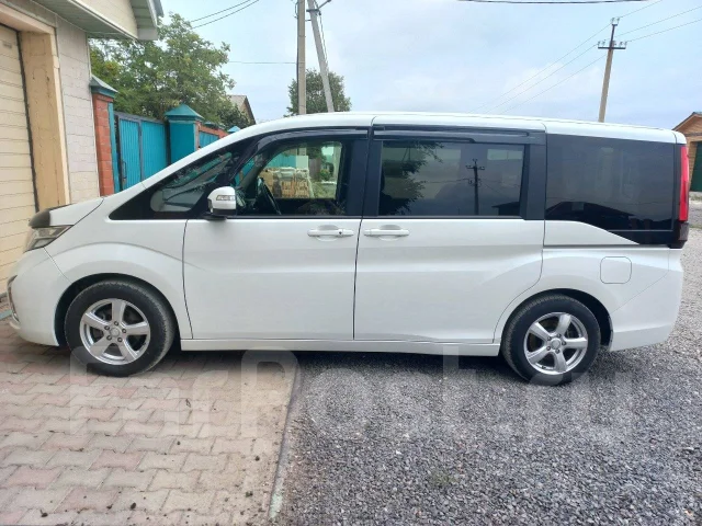 Honda Stepwgn. �������, ��������, 1.5, ������, 145 000����. �� ����