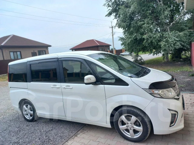 Honda Stepwgn. �������, ��������, 1.5, ������, 145 000����. �� ����