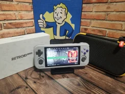 Retroid pocket 4 Pro ����