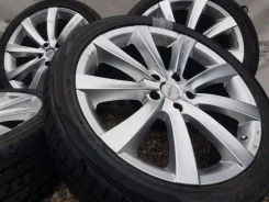Weds Zea. 8.0x19", 5x114.3, ET40 ����