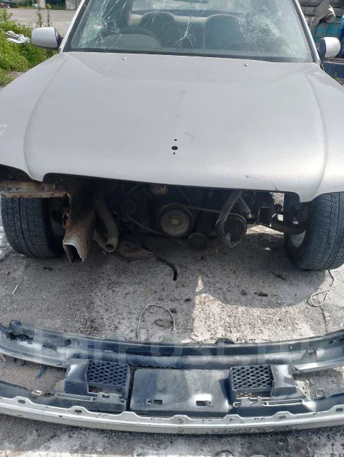 Nissan Laurel. �������, ������, 2.0 (125��.�.), ������, 250 000����. �� ����