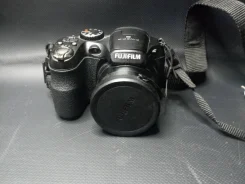 Fujifilm FinePix S1600 ����