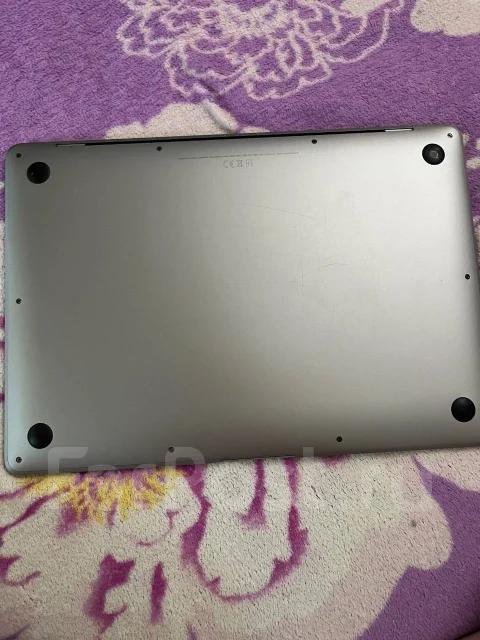 Apple MacBook Air 13 2018. ��� 8 ��, ���� 120���, WiFi: 1, Bluetooth: 1, ����������� �� 72��. ����