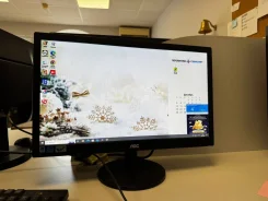 AOC. 19.5", ���������� �� (LCD, LED, QLED) ����