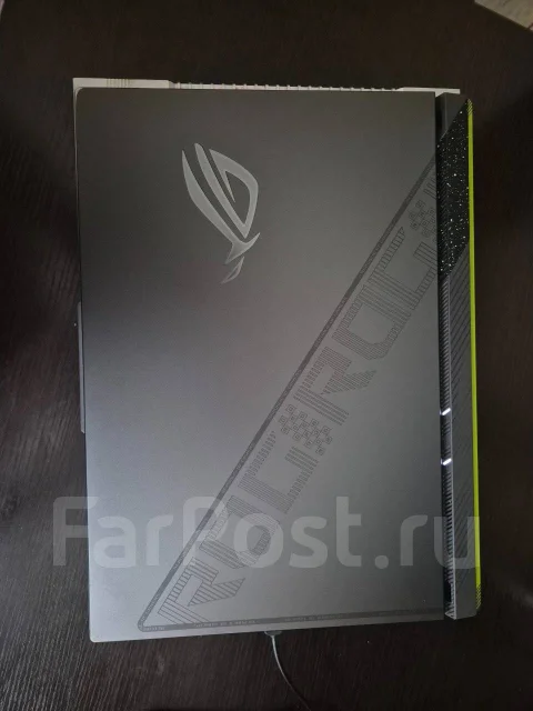Asus ROG Strix. 15.6", 244����, ��� 32 ��, ���� 1 000���, WiFi: 1, Bluetooth: 1 ����