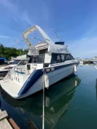 Bayliner. 1991 ���, ����� 10��., ��������� ������������, 300��.�., ������ ����