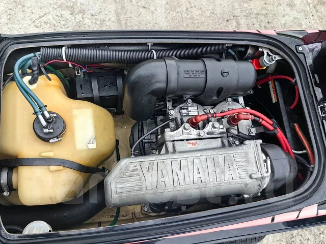 Yamaha SuperJet-700 ����