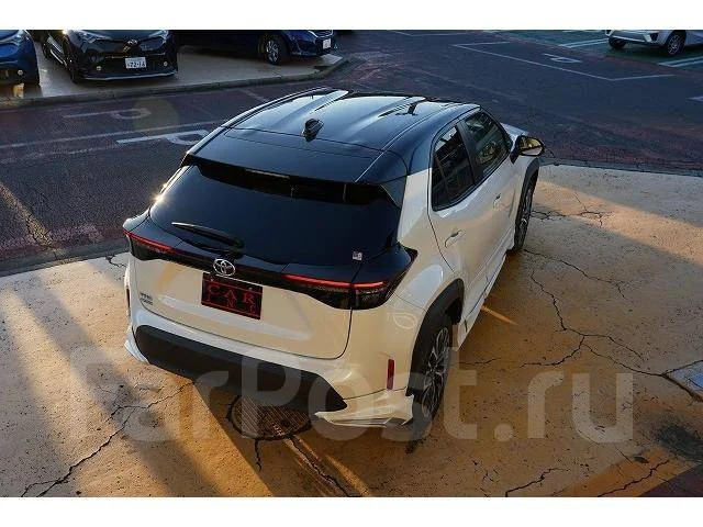 Toyota Yaris. ��������, 4wd, 1.5 (120��.�.), ������, 10 000����. ��, �/�. ��� ����� �� ������������ ����