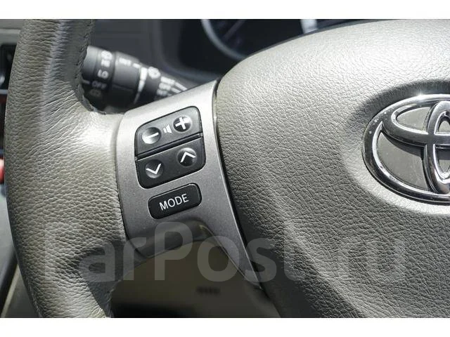 Toyota Isis. ��������, ��������, 1.8 (144��.�.), ������, 90 000����. ��, �/�. ��� ����� �� ������������ ����