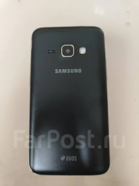 Samsung Galaxy J1 2016. �/�, 8 ��, ������, 3G, 4G LTE ����