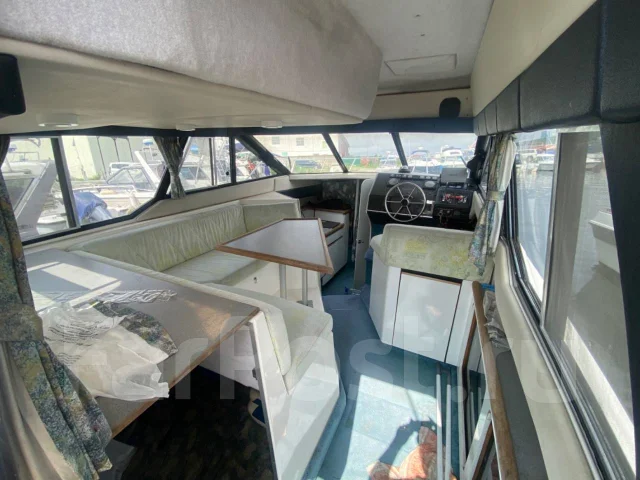 Bayliner. 1991 ���, ����� 10��., ��������� ������������, 300��.�., ������ ����