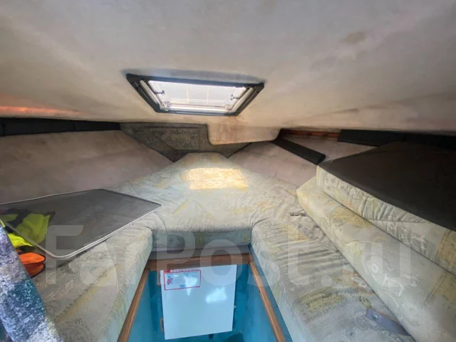 Bayliner. 1991 ���, ����� 10��., ��������� ������������, 300��.�., ������ ����