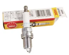 ����� ��������� 55565219/ZFR6V-G/8894 NGK 8894 ����