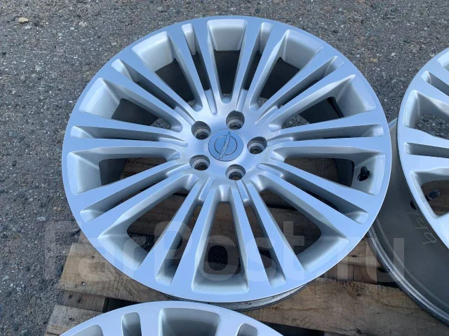 Chrysler. 8.0x20", 5x115, ET24, �� 71,6���. ����