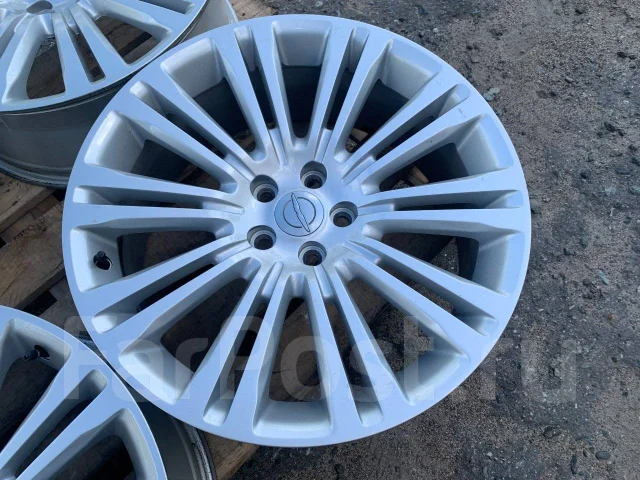 Chrysler. 8.0x20", 5x115, ET24, �� 71,6���. ����