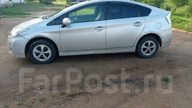 Toyota Prius. �������, ��������, 1.8 (99��.�.), ������, 100 000����. �� ����