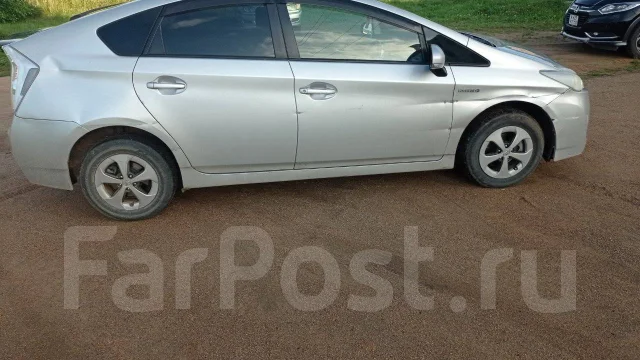 Toyota Prius. �������, ��������, 1.8 (99��.�.), ������, 100 000����. �� ����