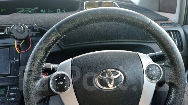 Toyota Prius. �������, ��������, 1.8 (99��.�.), ������, 100 000����. �� ����