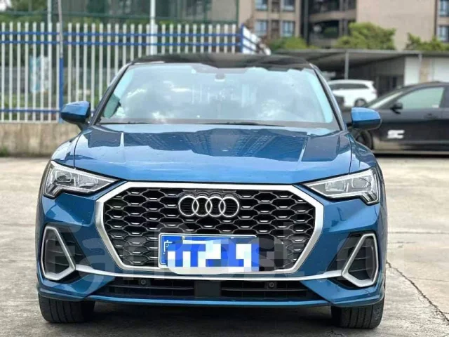 Audi Q3. �������, ��������, 1.4 (150��.�.), ������, 30 000����. ��, �/�. ��� ����� �� ������������ ����
