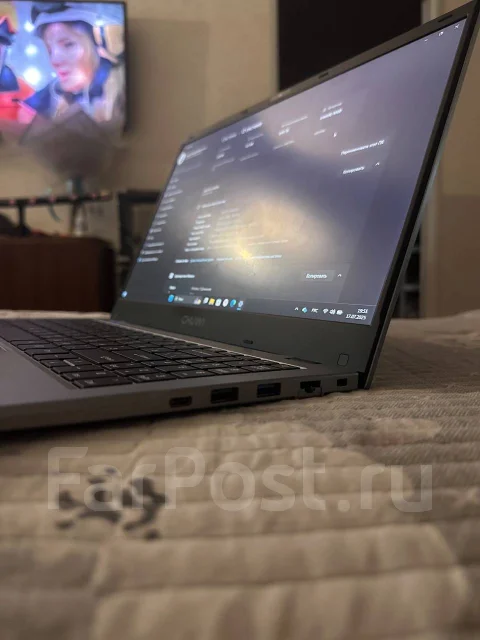 Chuwi GemiBook Plus. 15.6", 3,4����, ��� 8 ��, ���� 256���, WiFi: 1, Bluetooth: 1 ����