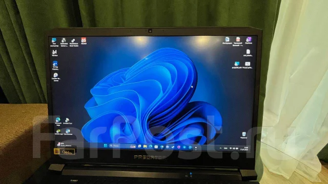 Acer Predator Helios 300. 15.6", 2,2����, ��� 16 ��, ���� 1 000���, WiFi: 1, Bluetooth: 1, ����������� �� 5��. ����
