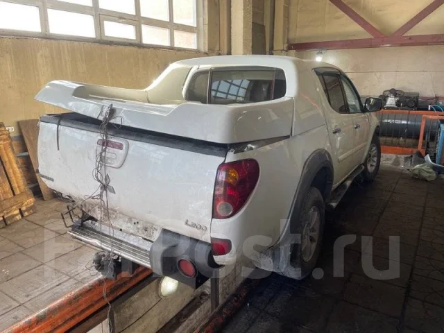 Mitsubishi L200. KB4T, 4D56 ����