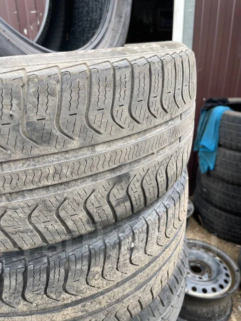 Pirelli Cinturato All Season Plus. �����������, 2021 ���, �/�, ����� 70 %. ��������� ����