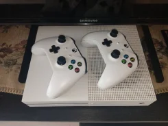Microsoft Xbox One S ����